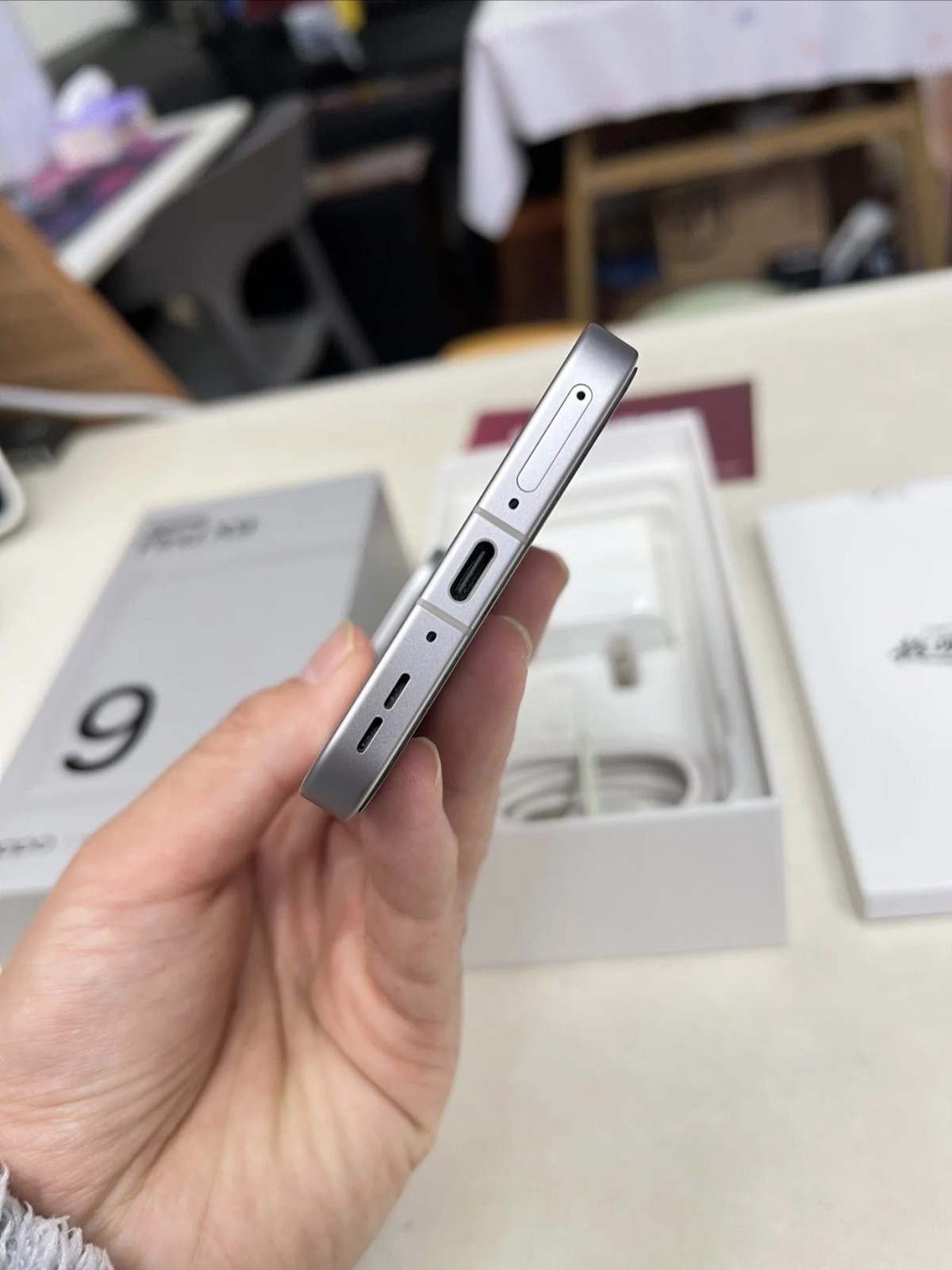 Oppo Find X9 5G 6.59" 50MP Dimensity 9500 7025mAh unlocked storage 1TB 16GB RAM colors Random color or note when placing an order - Image 5