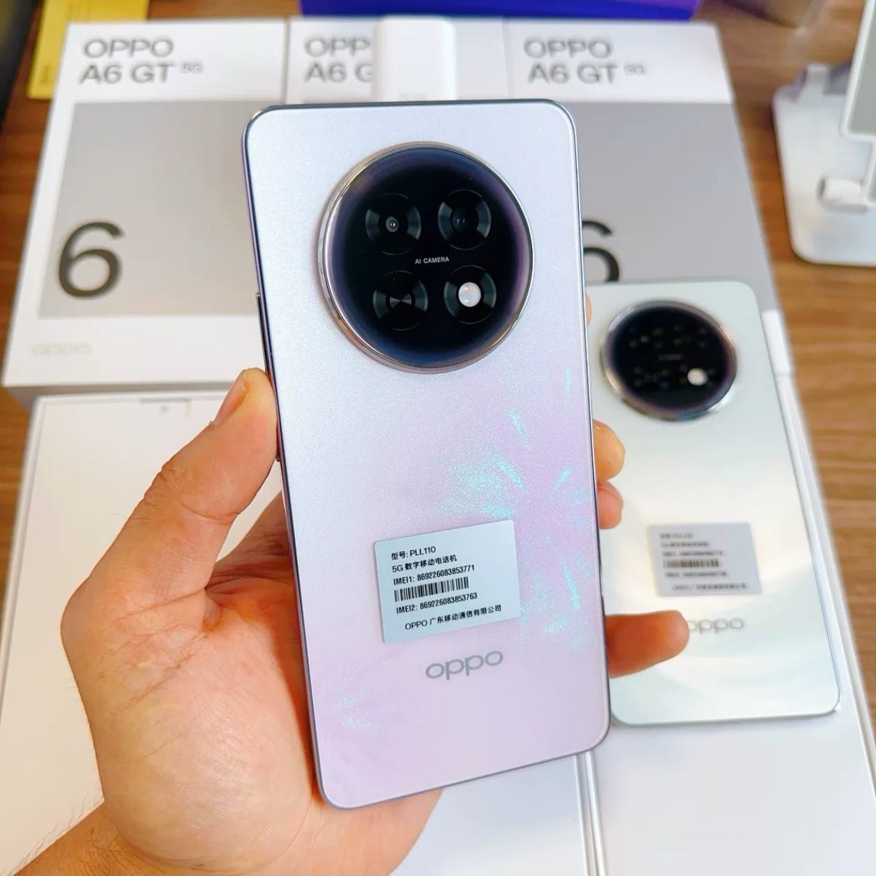 Oppo A6 GT 5G 6.8" 50MP Snapdragon 7 Gen 3 7000mAh Android unlocked Color Random color or note when placing an order Style Mobile phone + charger Storage Capacity 12+512GB - Image 4