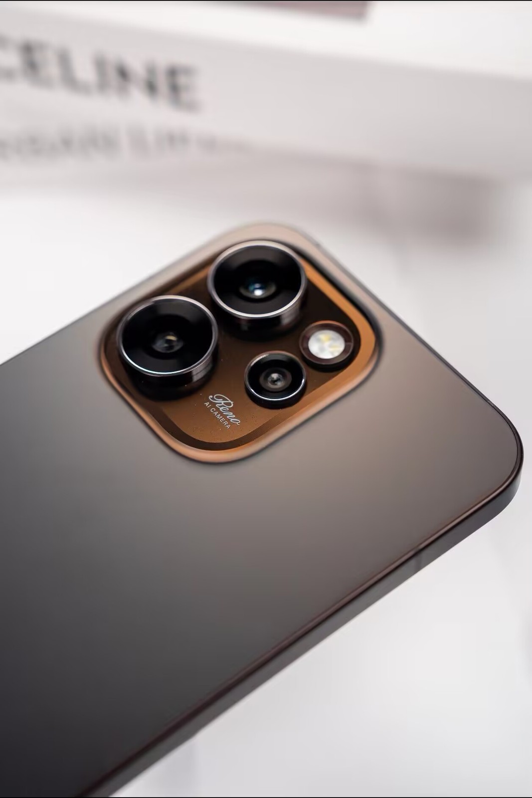 Oppo Reno15 Pro 5G 6.78" 50MP Dimensity 8450 6500mAh Android Unlocked Storage 16+1TB - Image 13