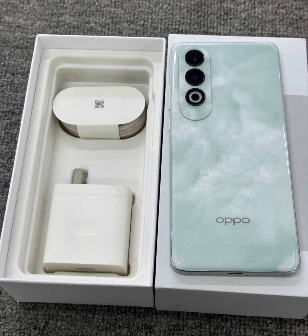 Oppo K12 5G 6.7" 50MP Qualcomm SM7550-AB Snapdragon 7 Gen 3 Android 14 5500mAh Color Please note the color Style Mobile phone + charger Storage Capacity 12+512GB - Image 2