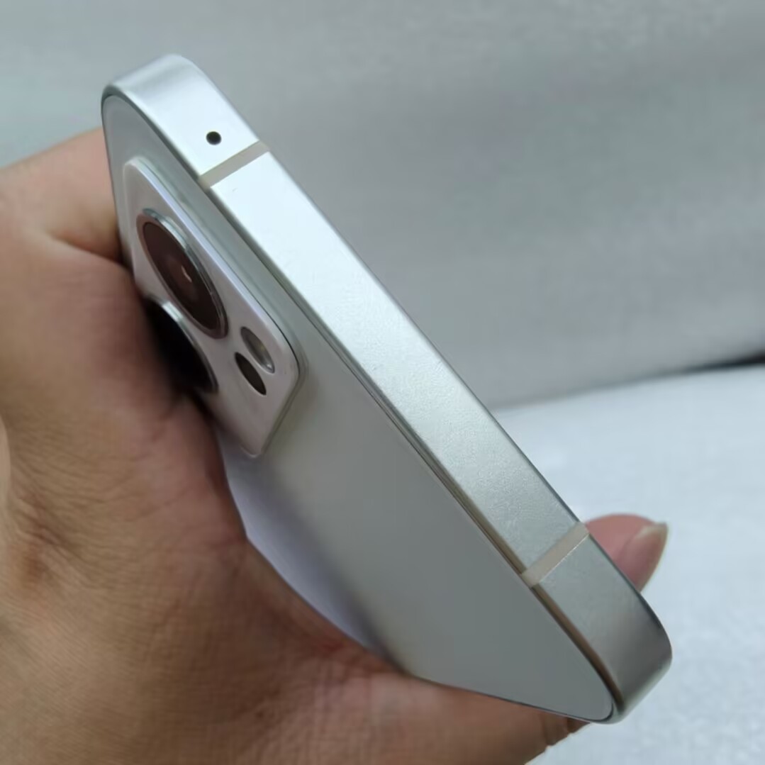 Oppo Reno7 6.7" 50MP Qualcomm SM6225 Snapdragon 680 4G Android 12 4500mAh Color Please note the color Storage Capacity 12+256GB - Image 5