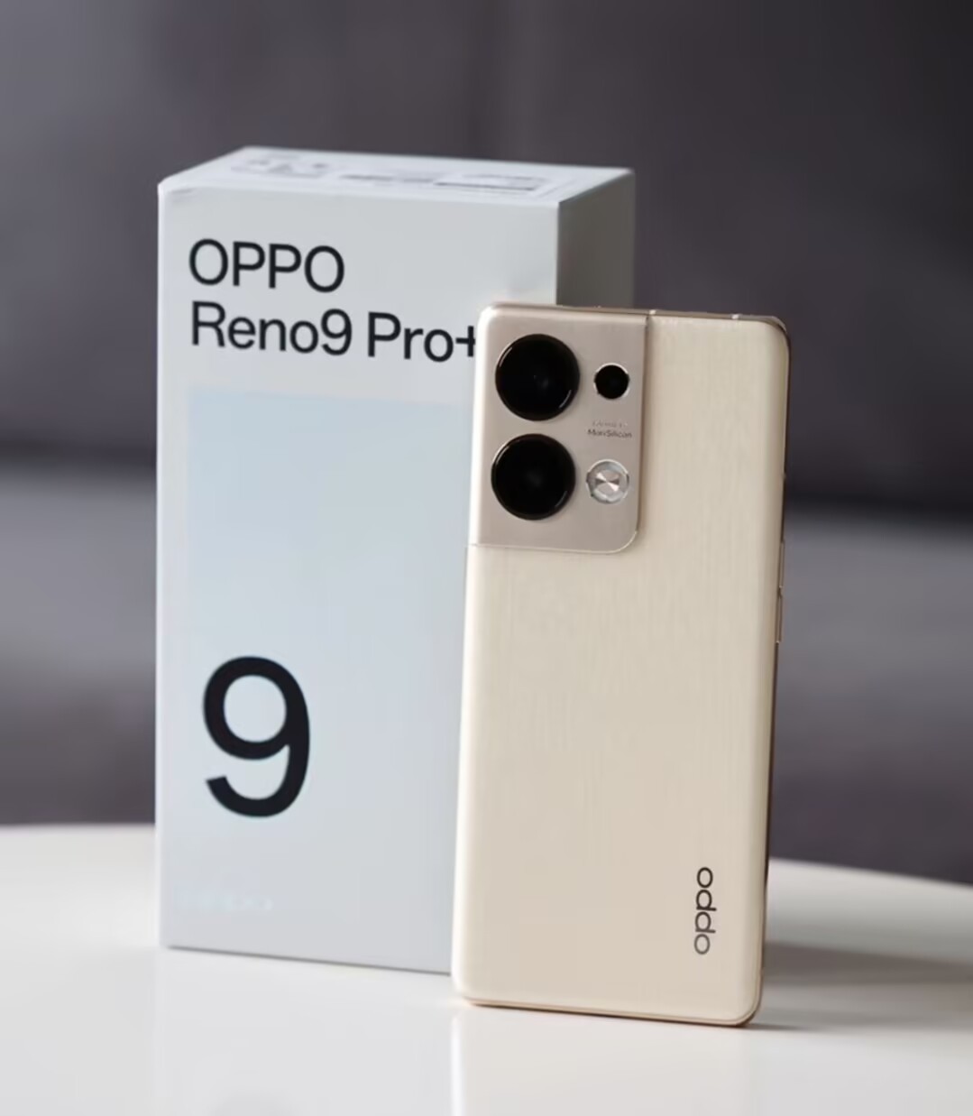 Oppo Reno9 Pro+ 5G 6.7" 50MP Qualcomm SM8475 Snapdragon 8+ Gen 1 Android 13 Color Please note the color Storage Capacity 16+512GB