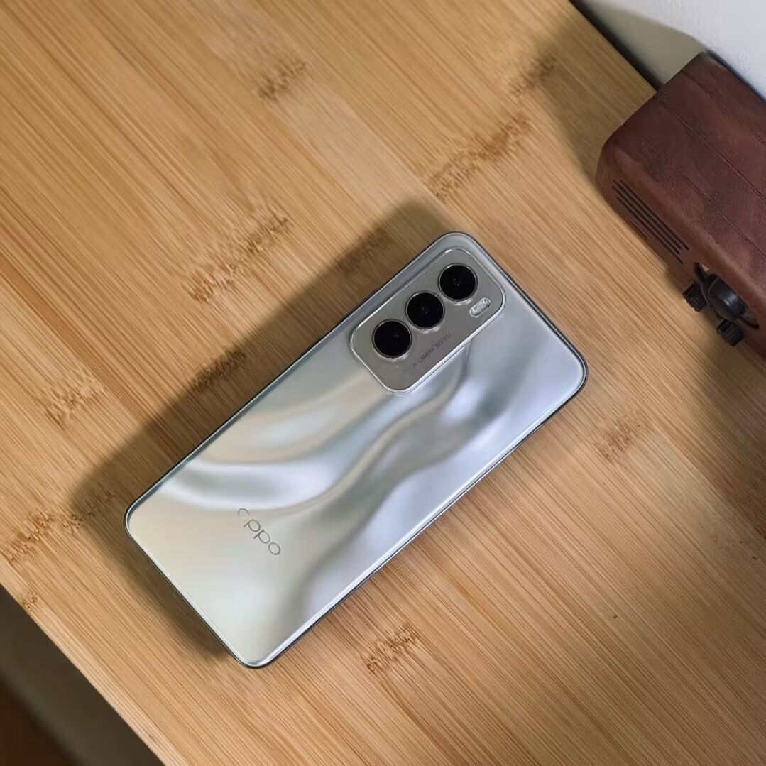 Oppo Reno12 5G 6.7" 50MP Android 14 Google Mediatek Dimensity 7300 Energy Storage 16+512GB Color Please note the color - Image 4