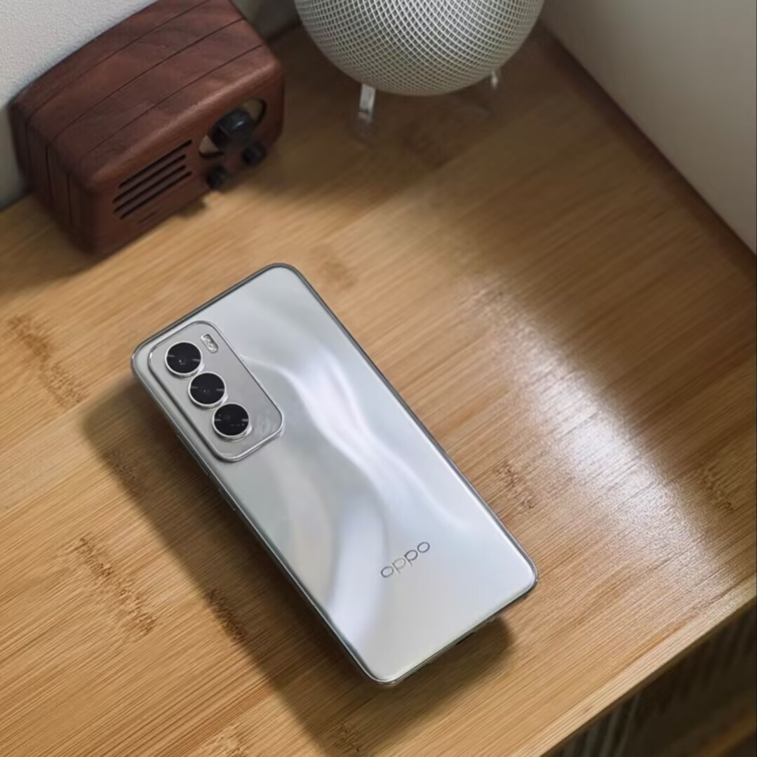 Oppo Reno12 5G 6.7" 50MP Android 14 Google Mediatek Dimensity 7300 Energy Storage 16+512GB Color Please note the color - Image 8
