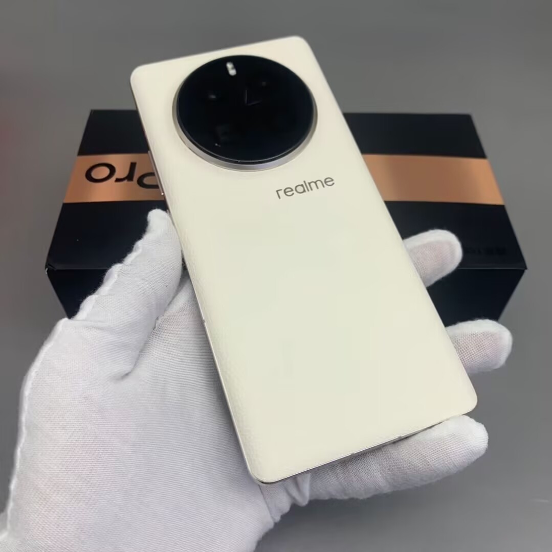 Oppo Realme GT5 Pro 5G 6.78'' 50MP 256/512GB 1TB Android 14 Snapdragon Google Storage 16GB+1TB Color Random Colors - Image 2