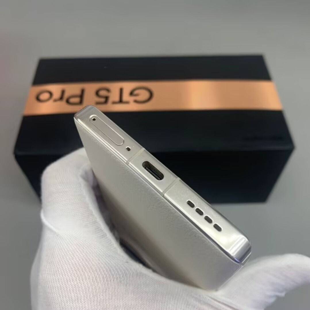 Oppo Realme GT5 Pro 5G 6.78'' 50MP 256/512GB 1TB Android 14 Snapdragon Google Storage 16GB+1TB Color Random Colors - Image 4