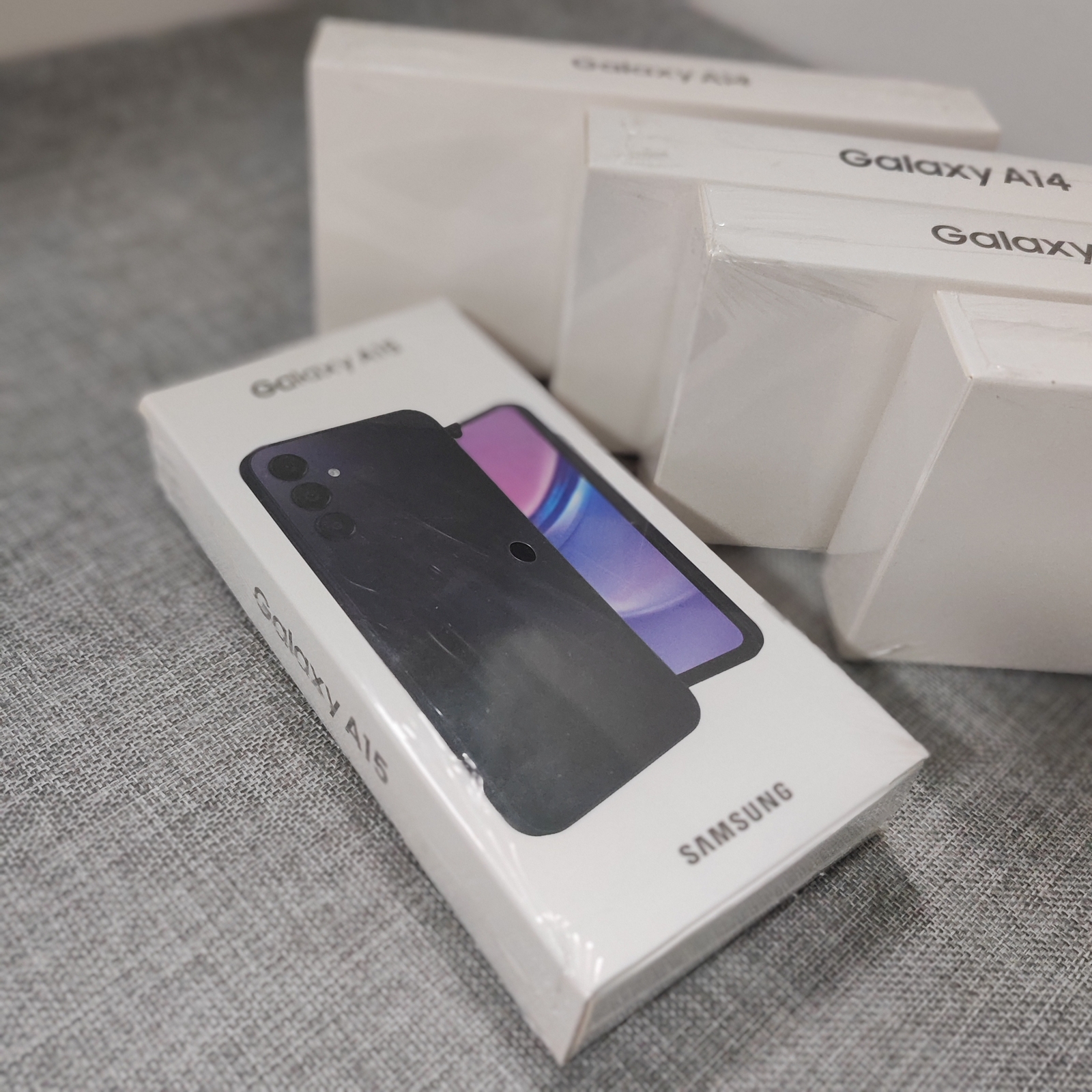 Samsung Galaxy A15 LTE 6.5" 50MP SM-A155F 128GB Android 14 SmartPhone Storage 128GB Color Random color - Image 4