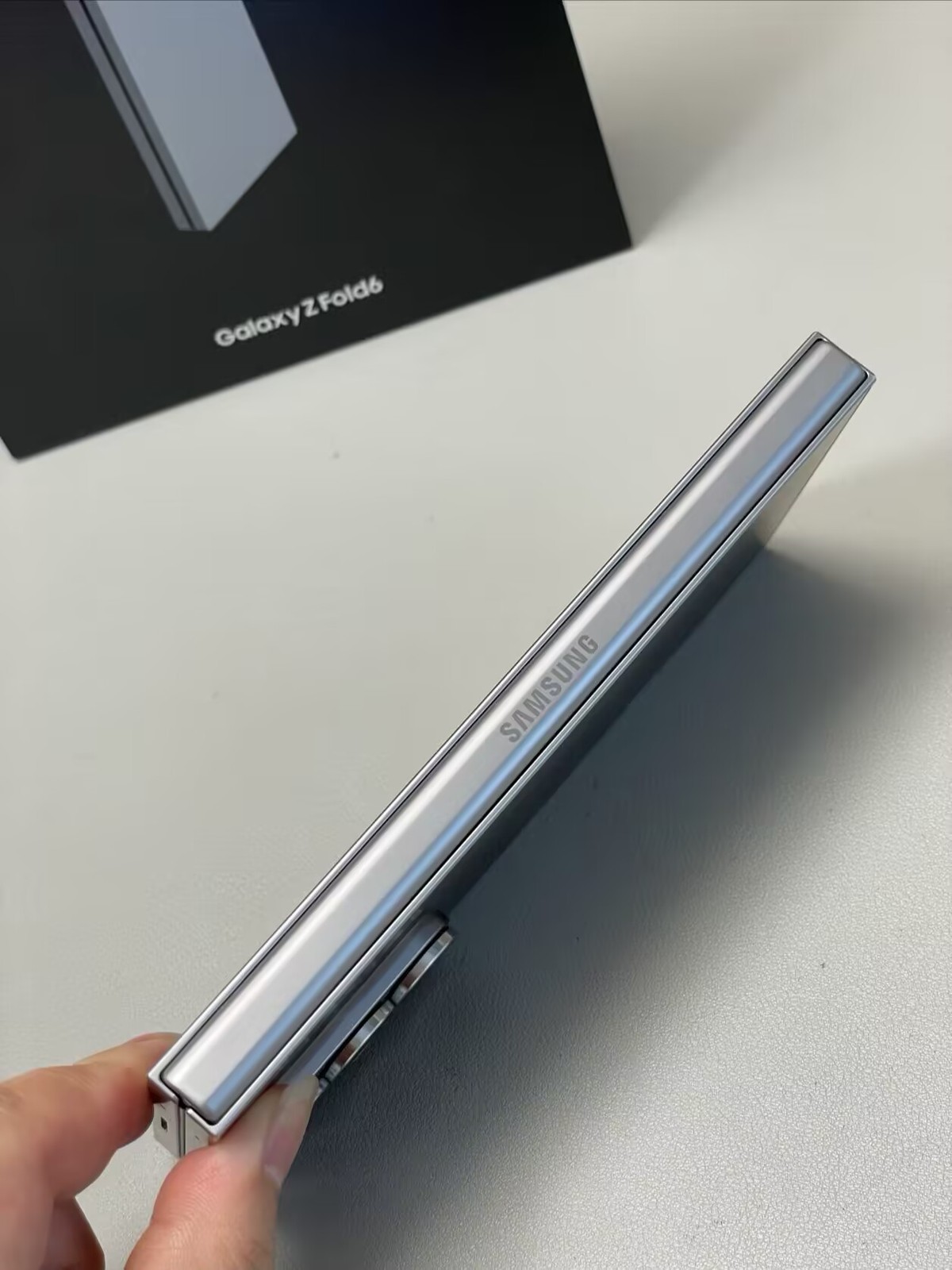 Global Samsung Galaxy Z Fold6 5G 7.6" 50MP Snapdragon 8 Gen 3 4400mAh Android 14 Color Random color Storage Capacity 12+512GB - Image 5