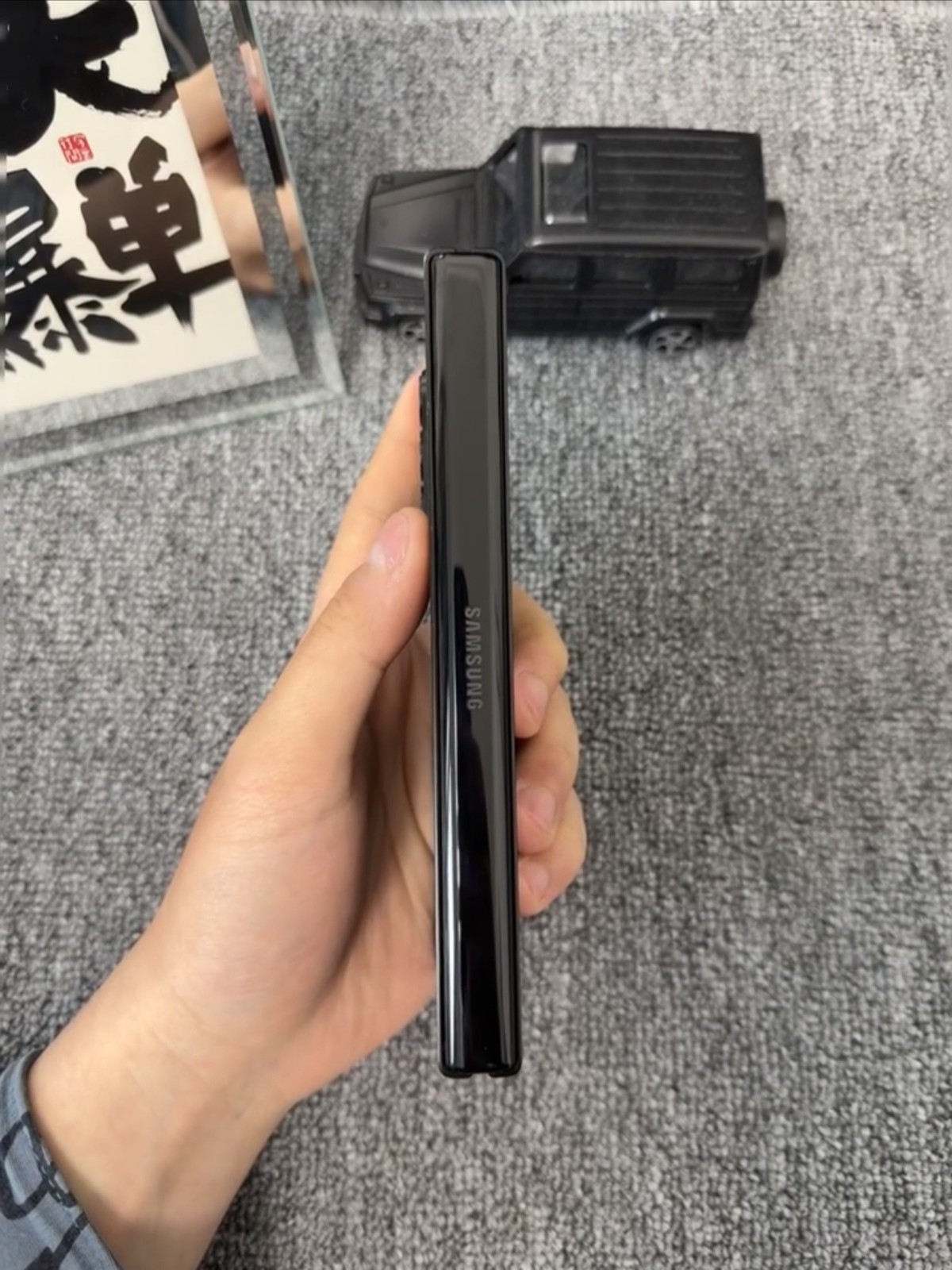 Global Samsung Galaxy Z Fold3 5G 7.6" 12MP Snapdragon 888 5G Android Google Color Random color Storage Capacity 12+512GB - Image 5