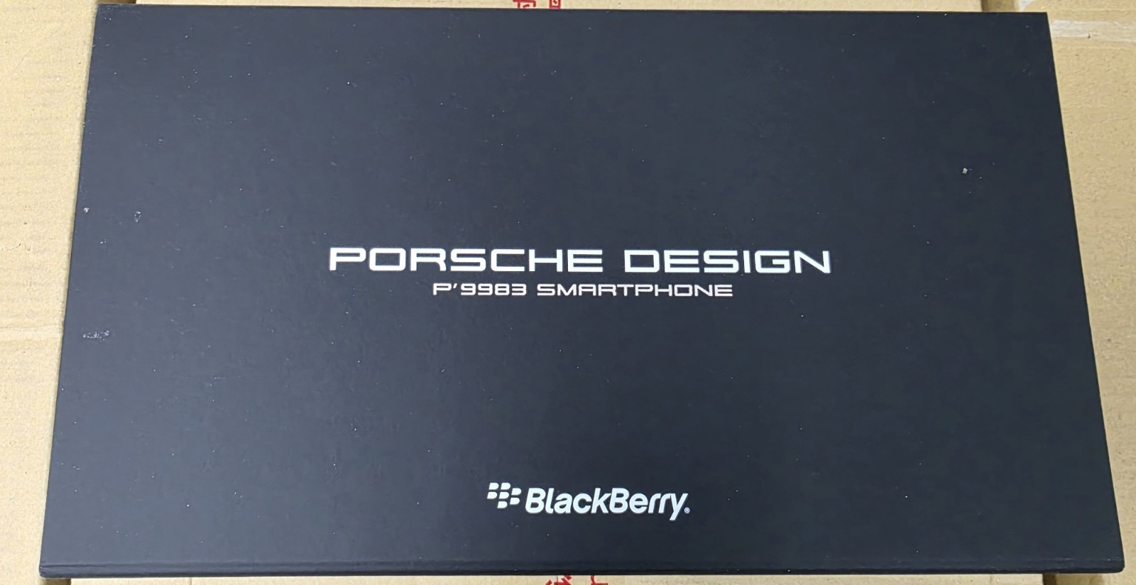 BlackBerry Porsche Design P9983 - 64 GB - Black smartphone Color Black - Image 4
