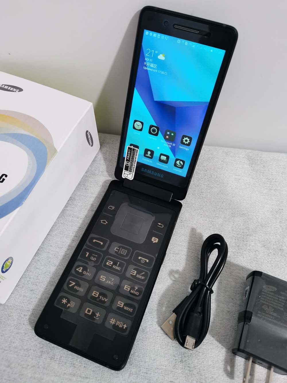 Samsung SM-G9298 Dual sim Android 4+64GB Clamshellphone - Image 2