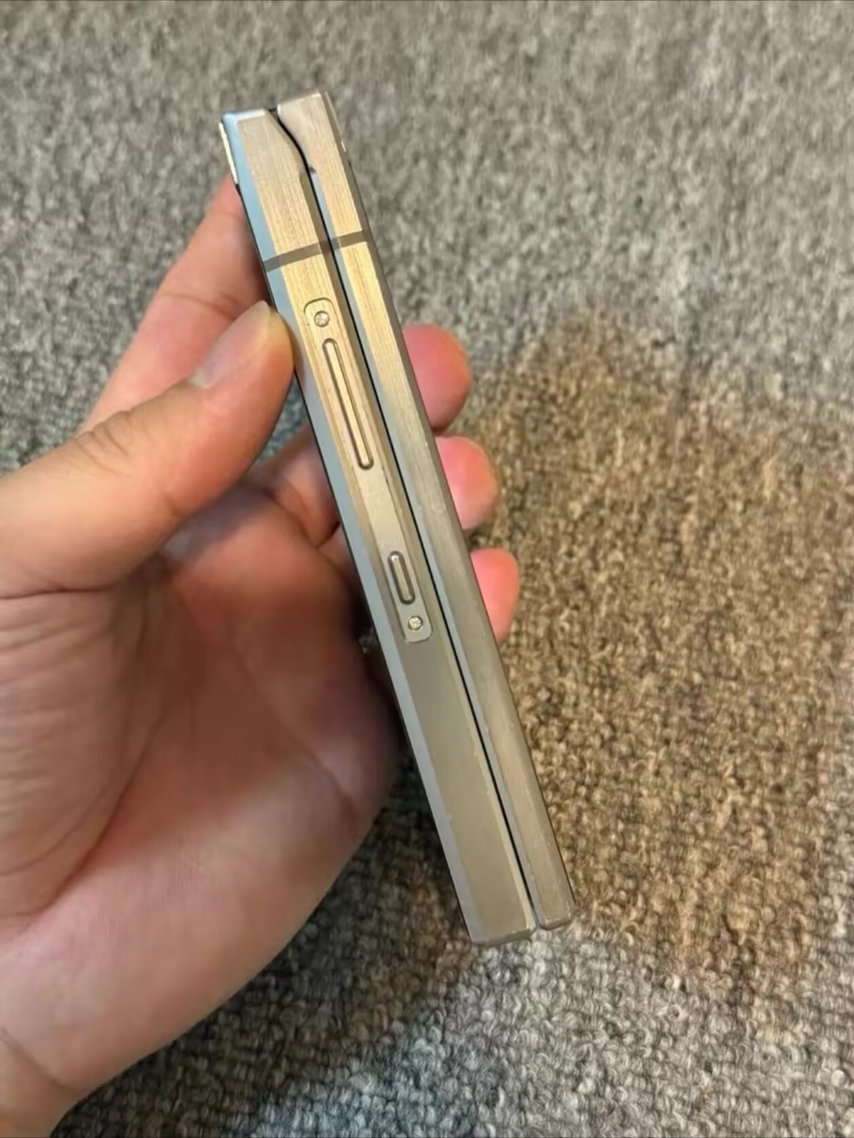 Samsung SM-W2019 256GB/128GB Android Flip 4G flagship smartphone (Unlocked ) Color Gold ( 6+128GB )