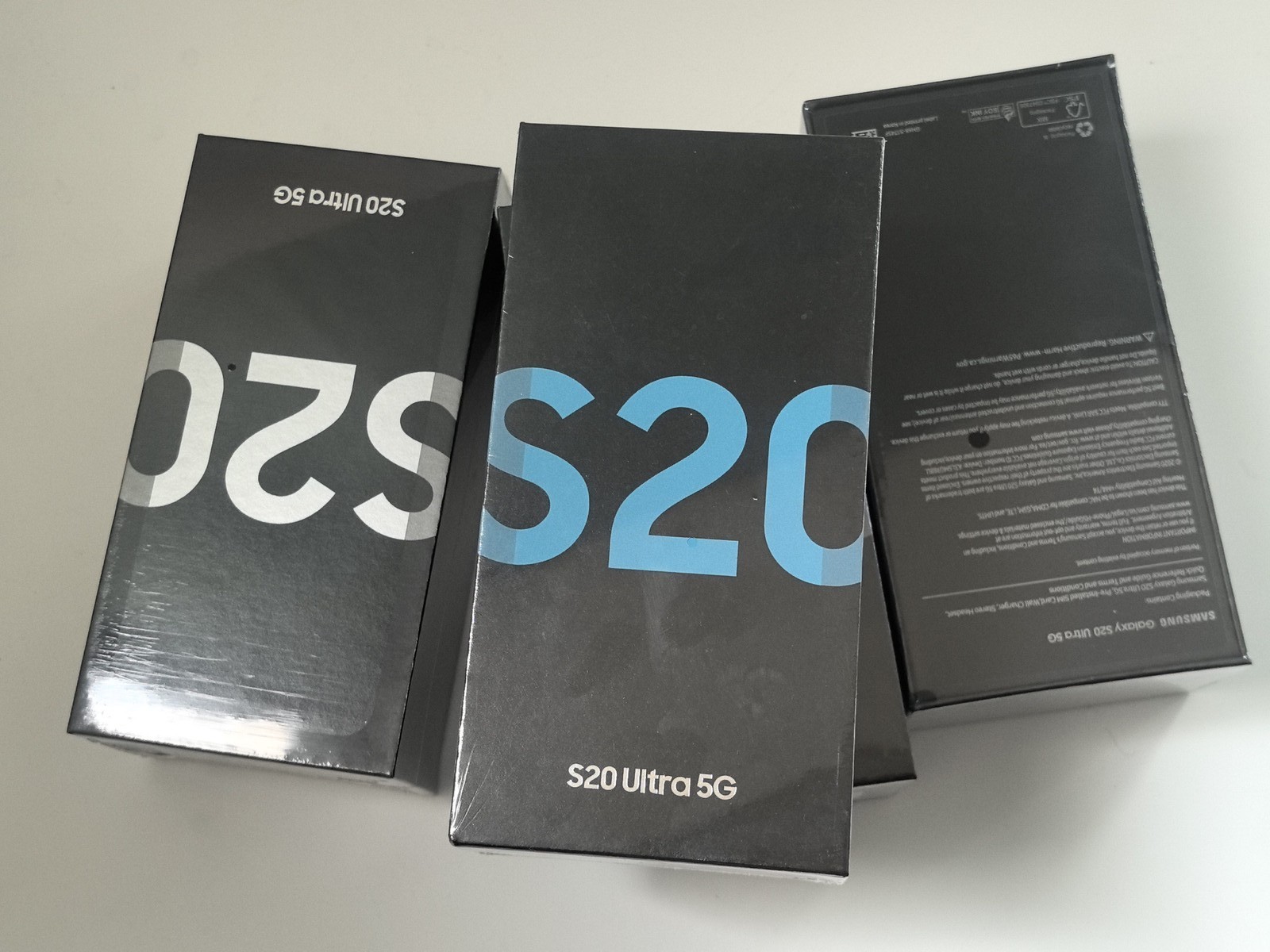 Samsung Galaxy S20 Ultra 5G G988U1 G988B G988B/DS 128GB 12GB RAM Color Random color Model SM-G988B/DS Storage Capacity 128GB - Image 5