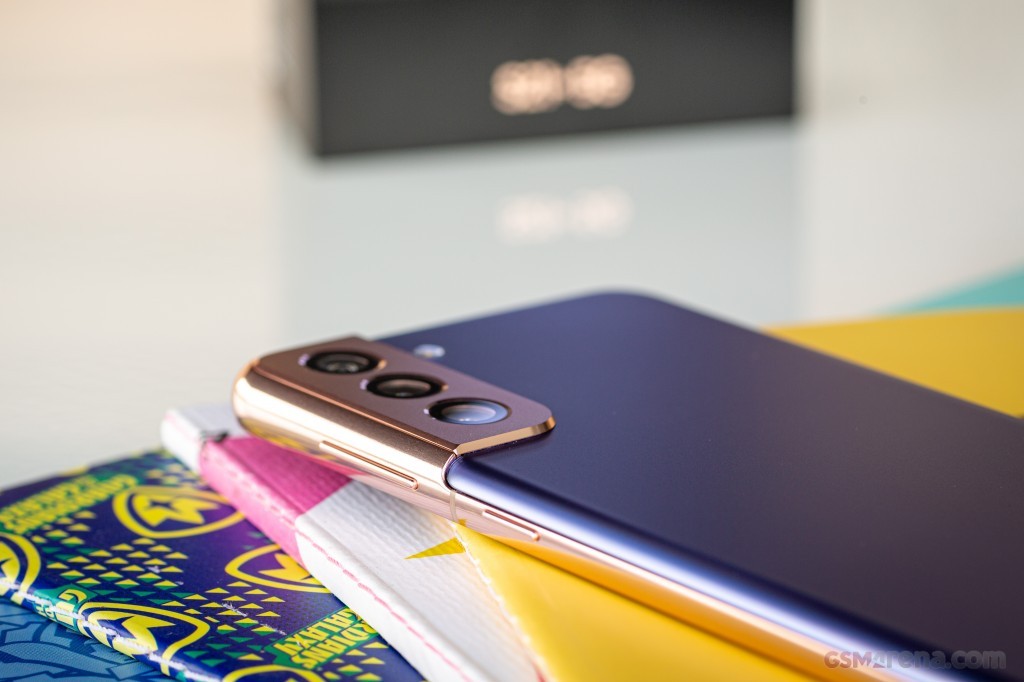 Samsung Galaxy S21+ 5G Plus SM-G996B/DS (International) G996U1 (USA unlocked) Storage 8GB+128GB Model SM-G996B/DS (International)