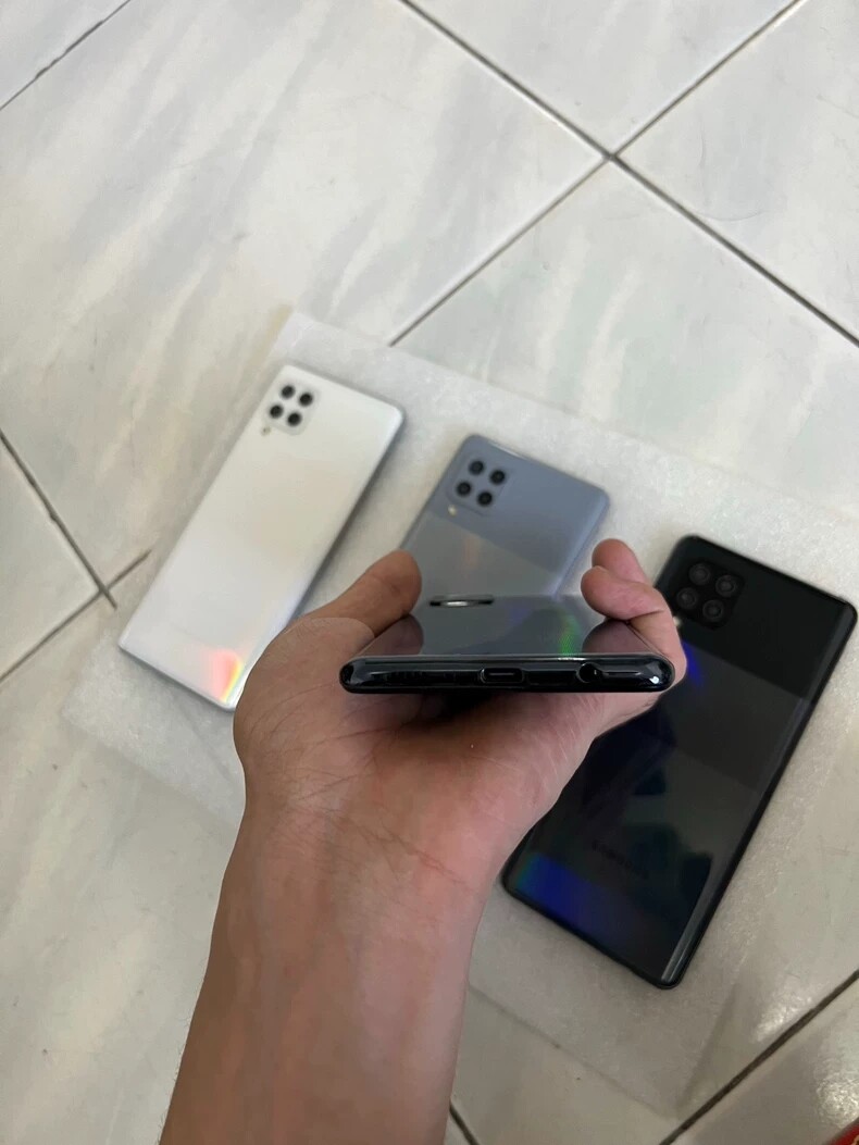 NEW Samsung Galaxy A42 5G SM-A426B A426U 128GB Unlocked, 48MP 6.6" Smartphone Color Multicolor Model SM-A426U Storage Capacity 128 GB - Image 6