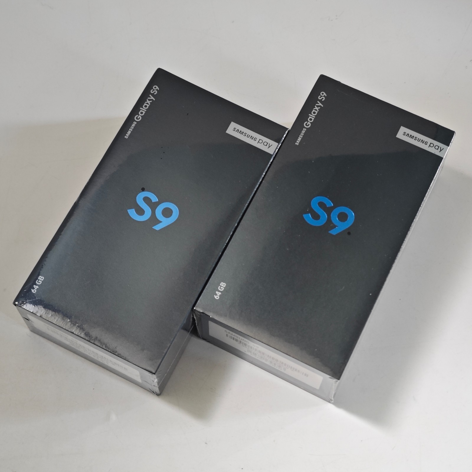 Samsung Galaxy S9 G960F/DS (Europe, Global Dual-SIM) Android 64GB Unlocked Storage 64GB 4GB RAM Model G960U1 (USA) Unlocked