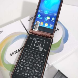 Samsung SCH-W2013 16GB Android 3G Clamshell Smart Phone - Unlocked Bundle Description W2013