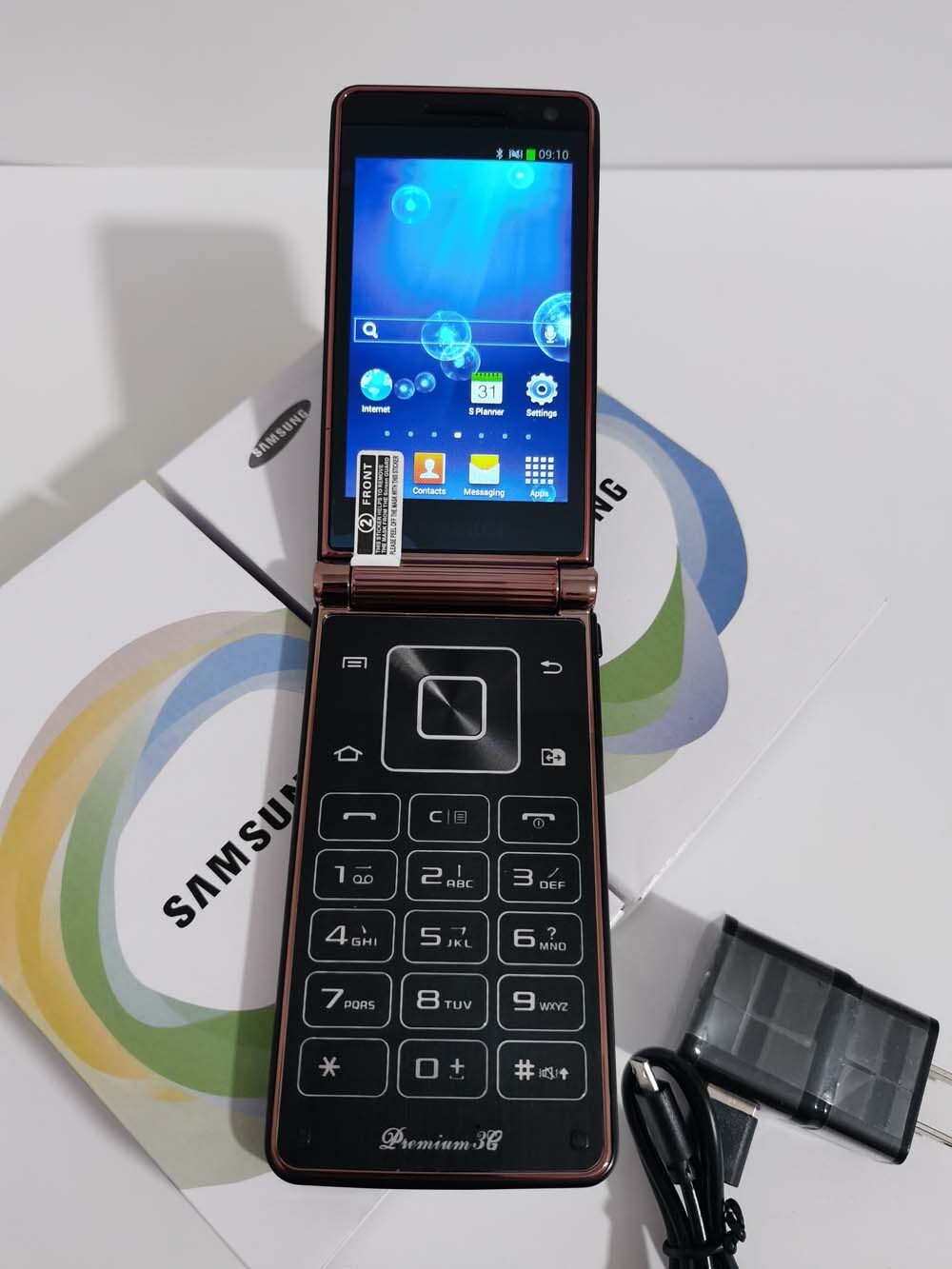 Samsung SCH-W2013 16GB Android 3G Clamshell Smart Phone - Unlocked Bundle Description W2013 - Image 2