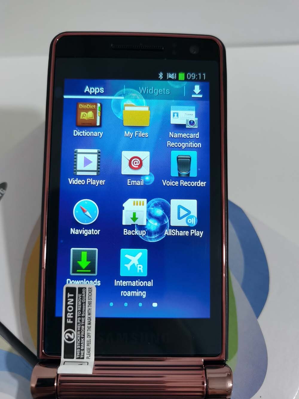 Samsung SCH-W2013 16GB Android 3G Clamshell Smart Phone - Unlocked Bundle Description W2013 - Image 6