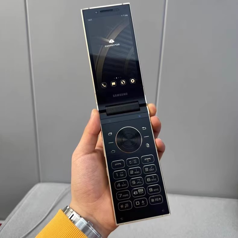 Samsung W2018 Android 64GB 4GB SM-W2018 Folding Business Smartphone Color Silver 256GB - Image 7