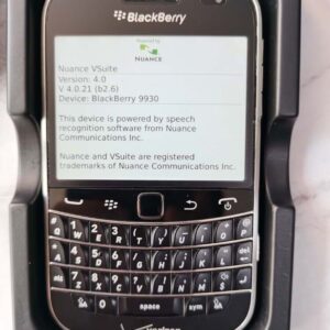 BLACKBERRY 9930 BOLD 8GB Phone Unlocked Black phone battery 2*batteries