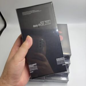 NEW Samsung Galaxy S22 Ultra 5G SM-S908B/DS (International) 128GB Unlocked Storage 8GB+128GB
