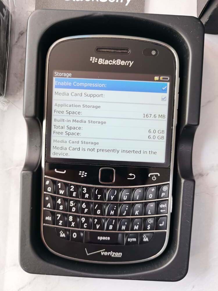 BLACKBERRY 9930 BOLD 8GB Phone Unlocked Black phone battery 2*batteries - Image 15