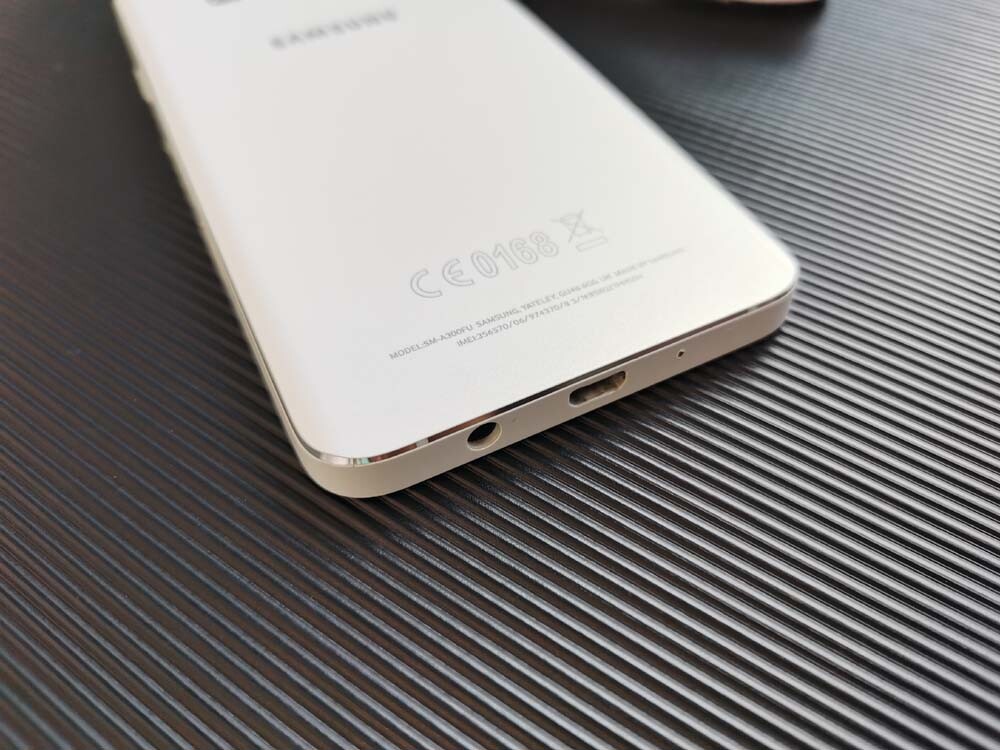 Samsung Galaxy A3 4.5" 8MP SM-A300F Unlocked 4G Android 16GB 1900mAh Color Random color Model SM-A300F - Image 10