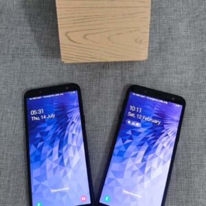 Global Samsung Galaxy J6 J600F Android 8.0 32GB Google Unlocked 4G Smartphone Color Random color Model J600F Style Mobile phone + charger