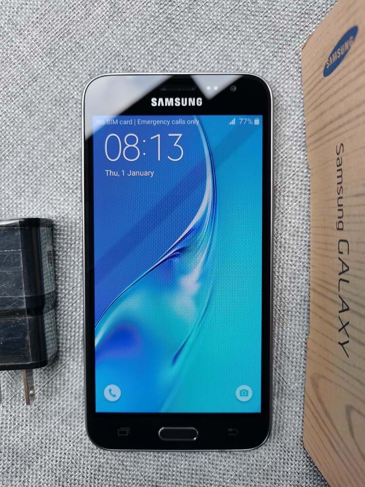 Samsung Galaxy J3 (2016) SM-J320F (EMEA) Android 8GB Mobilephone Unlocked Color Random color Model SM-J320F