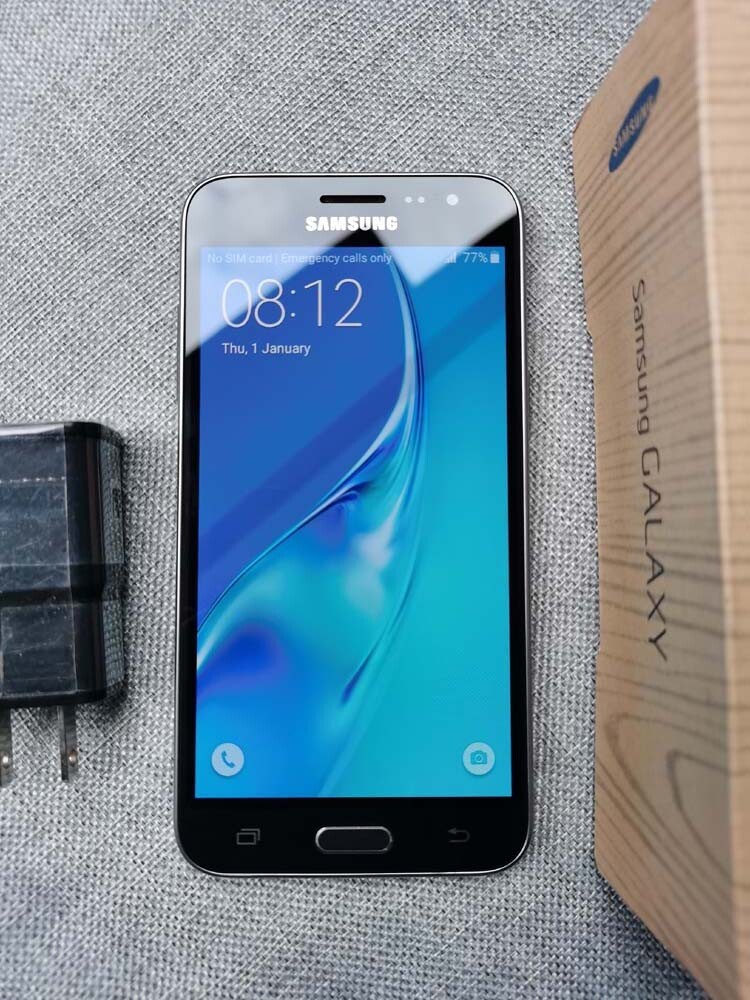 Samsung Galaxy J3 (2016) SM-J320F (EMEA) Android 8GB Mobilephone Unlocked Color Random color Model SM-J320F - Image 2