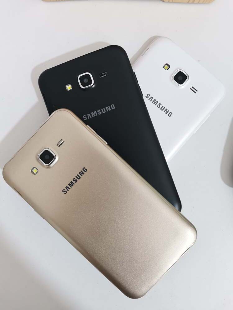 Samsung Galaxy J7 (SM-J700F) Android 5.1 Unlocked 4G 16GB Dual SIM Smartphone battery 2 * batteries colors Black - Image 3
