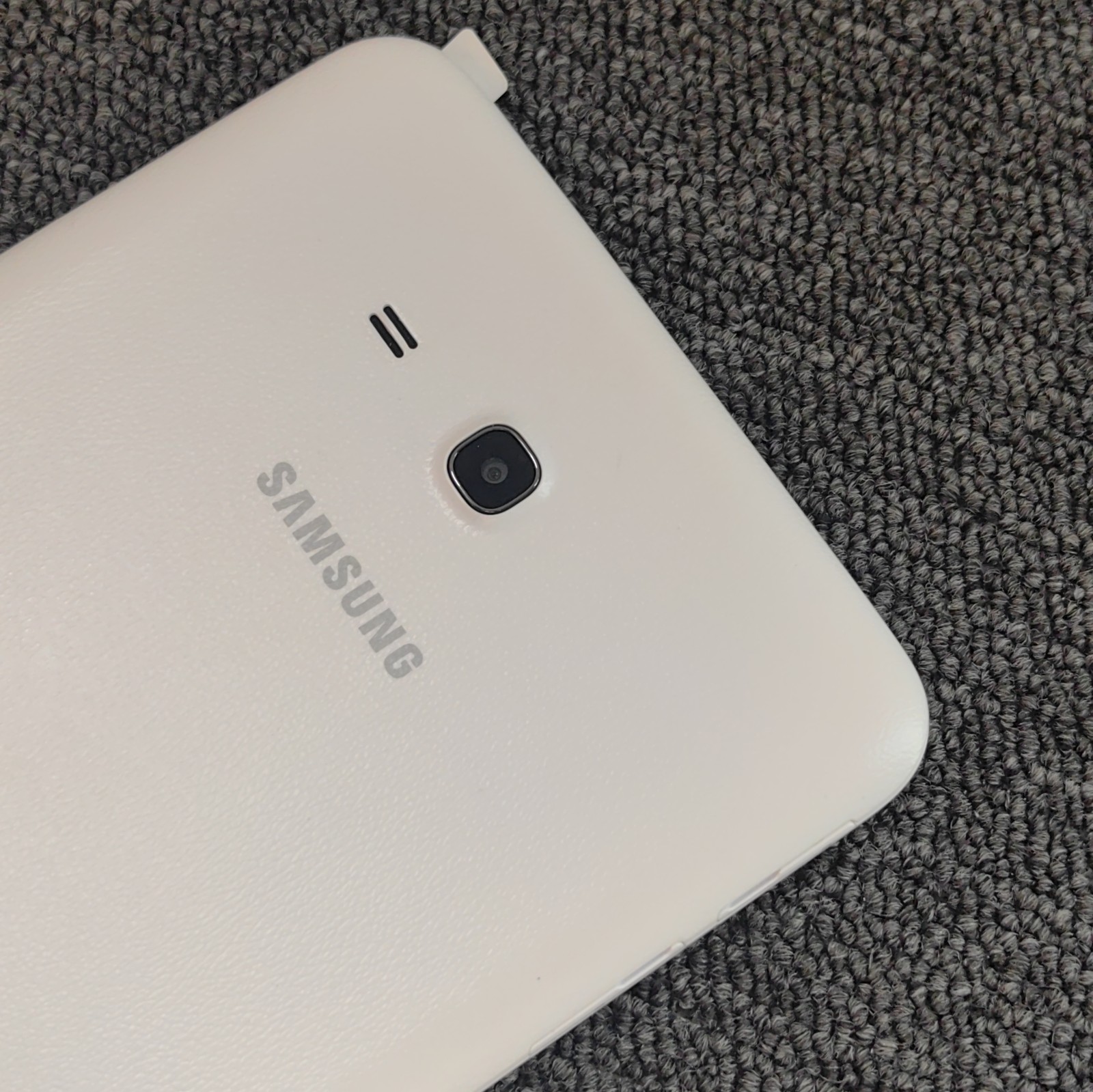 Samsung Galaxy Tab 3 Lite T111 - Image 3