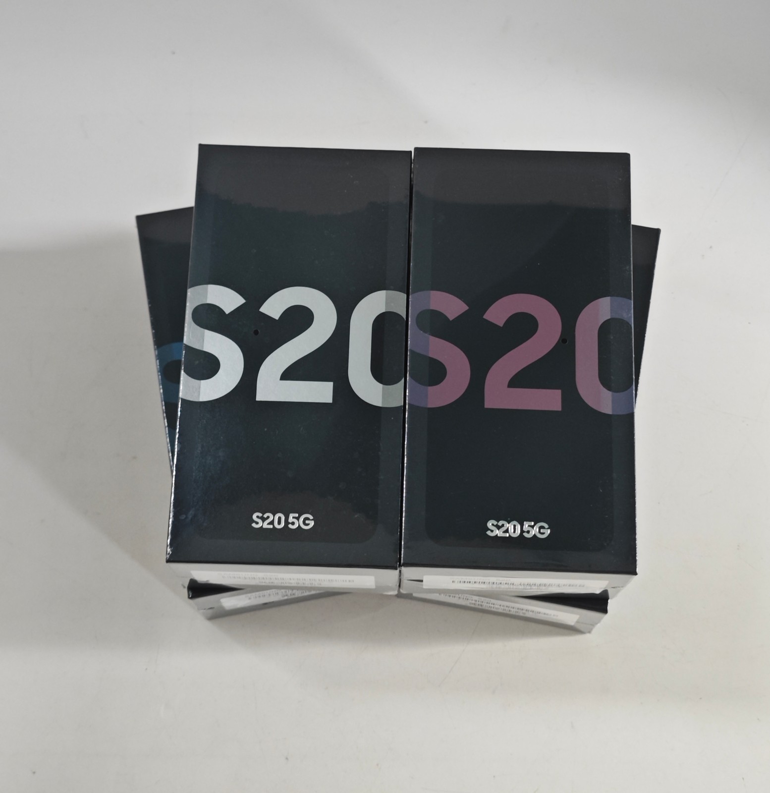 New Sealed Samsung Galaxy S20 5G 6.2" SM-G981B 128GB Unlocked Global Google Color Please note the color you have chosen. Storage Capacity SM-G981B 128GB - Image 2