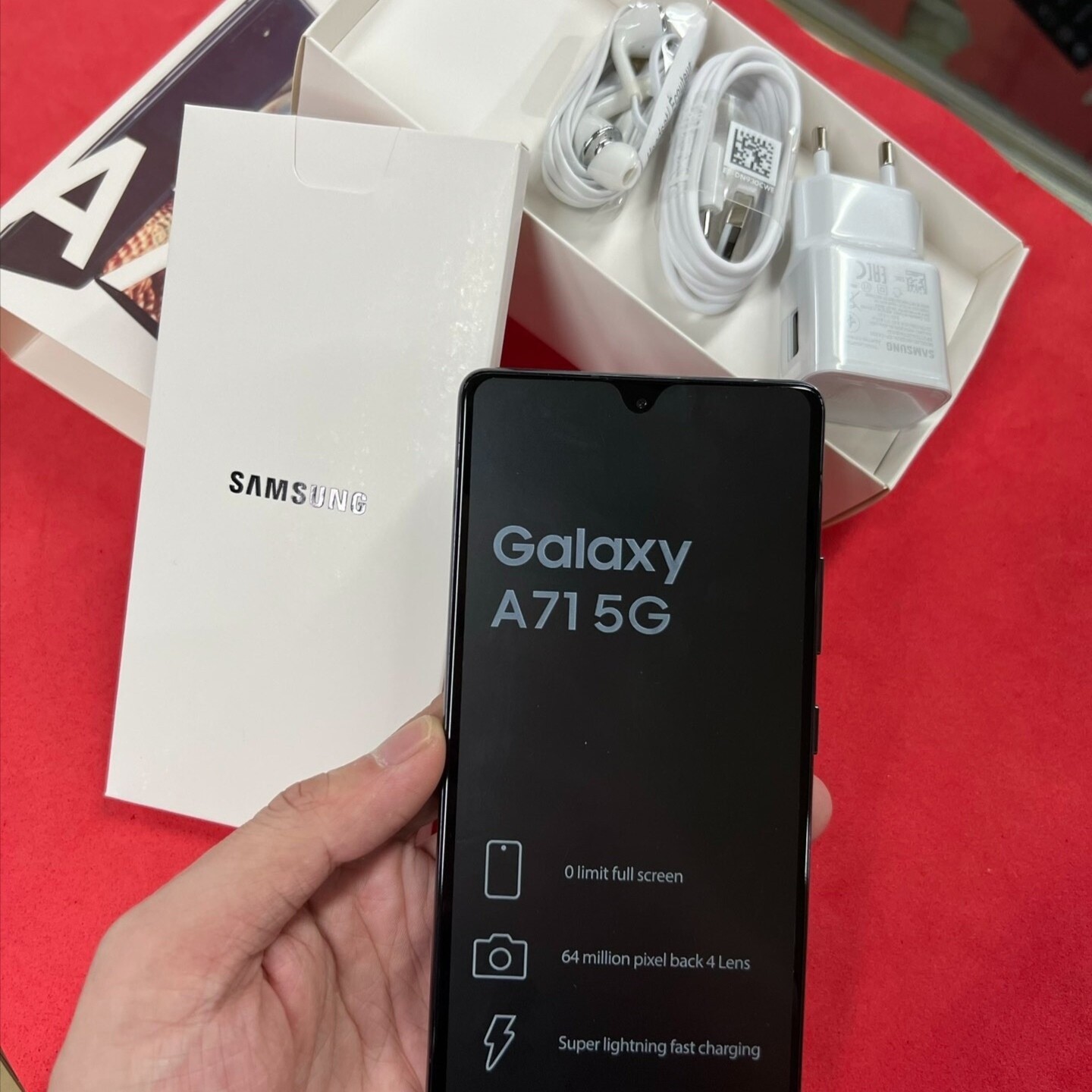 Samsung Galaxy A71 5G SM-A716U A716B 128GB Unlocked, 64MP 6.7" Smartphone Color Multicolor Model SM-A716B Storage Capacity 128 GB - Image 4