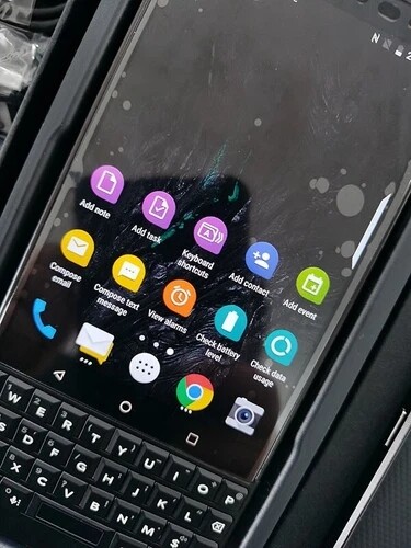 BlackBerry KEY2 K2 4.5" 12MP Android 64GB 6GB RAM smartphone Color Red Model BBF100-2 (Canada, US, LATAM) - Image 4
