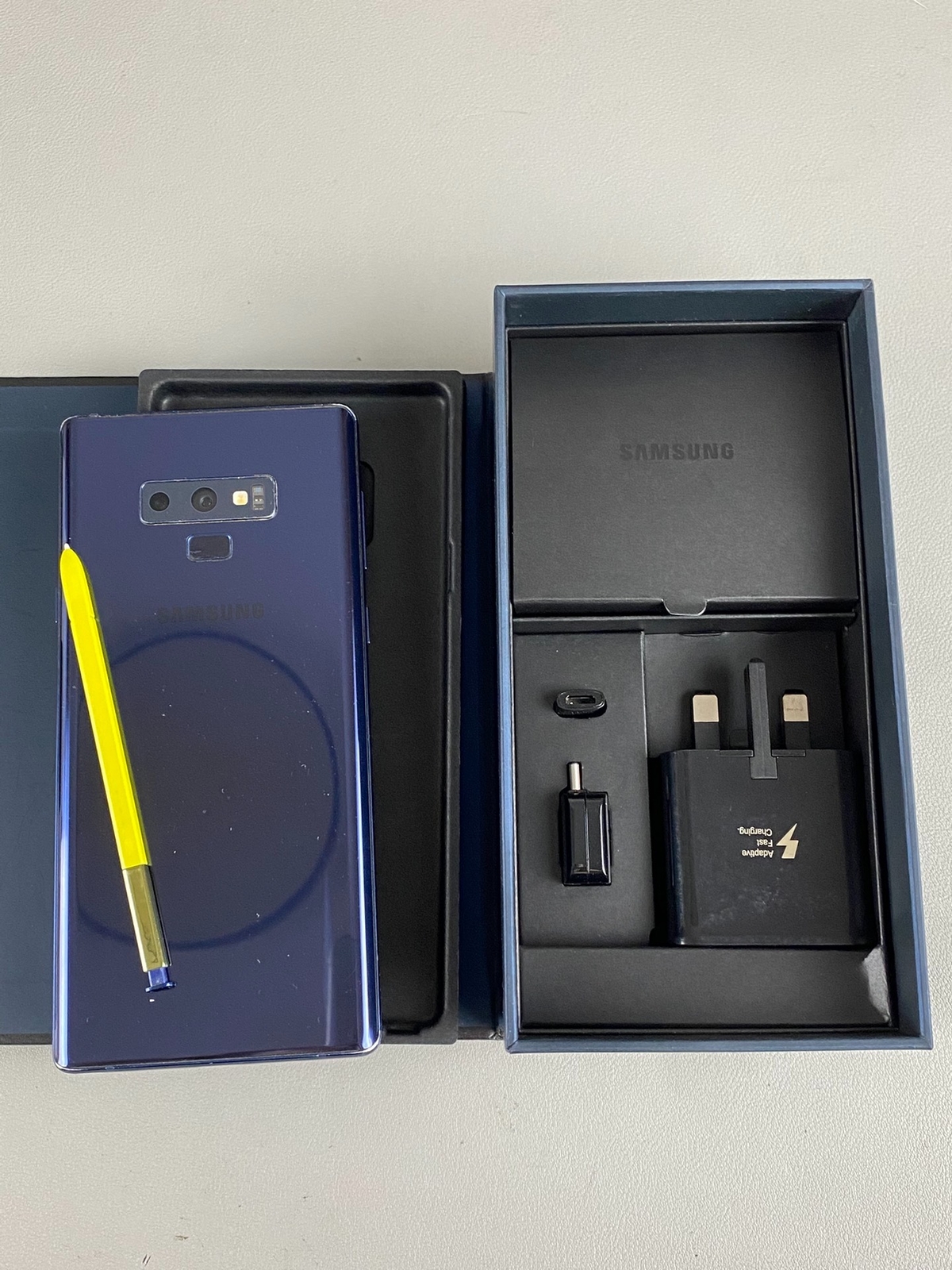 Samsung Galaxy Note 9 SM-N960U Android 128GB Unlocked (GSM+CDMA) Great Condition Color Midnight Black