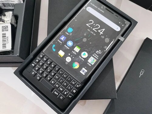 BlackBerry KEY2 K2 4.5" 12MP Android 64GB 6GB RAM smartphone Color Red Model BBF100-2 (Canada, US, LATAM) - Image 8