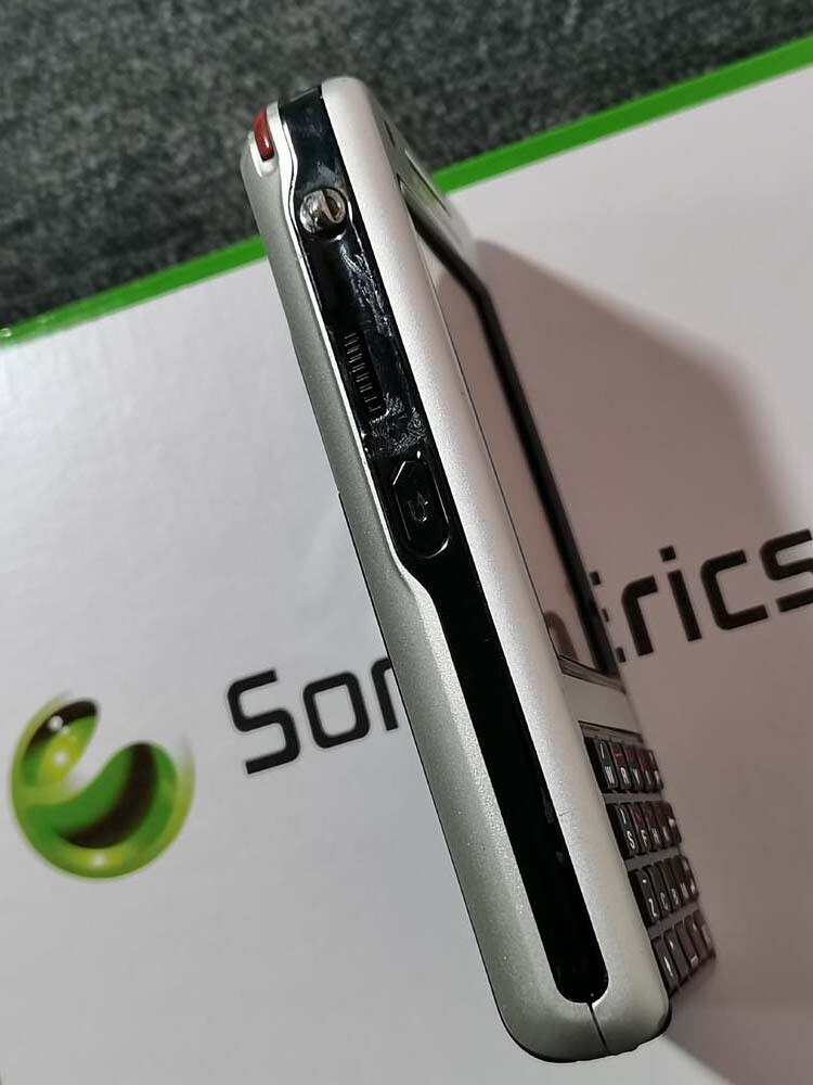 Sony Ericsson P1 P1i UMTS Unlocked 2G 3G 3MP 2.6" Smartphone - Silver Black battery 1*battery - Image 7