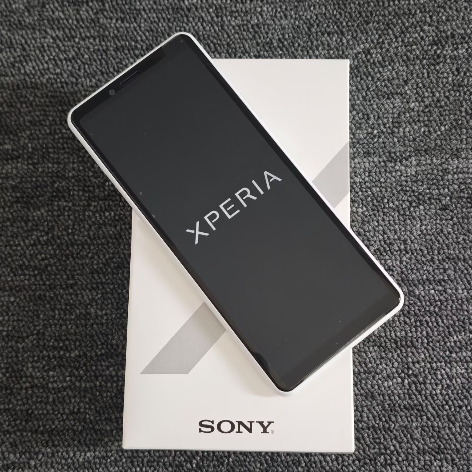Sony Xperia 10 II 6.0''12MP 64GB XQ-AU51 XQ-AU52 Android Unlocked SmartPhone Color Random color Storage Capacity XQ-AU51 64GB