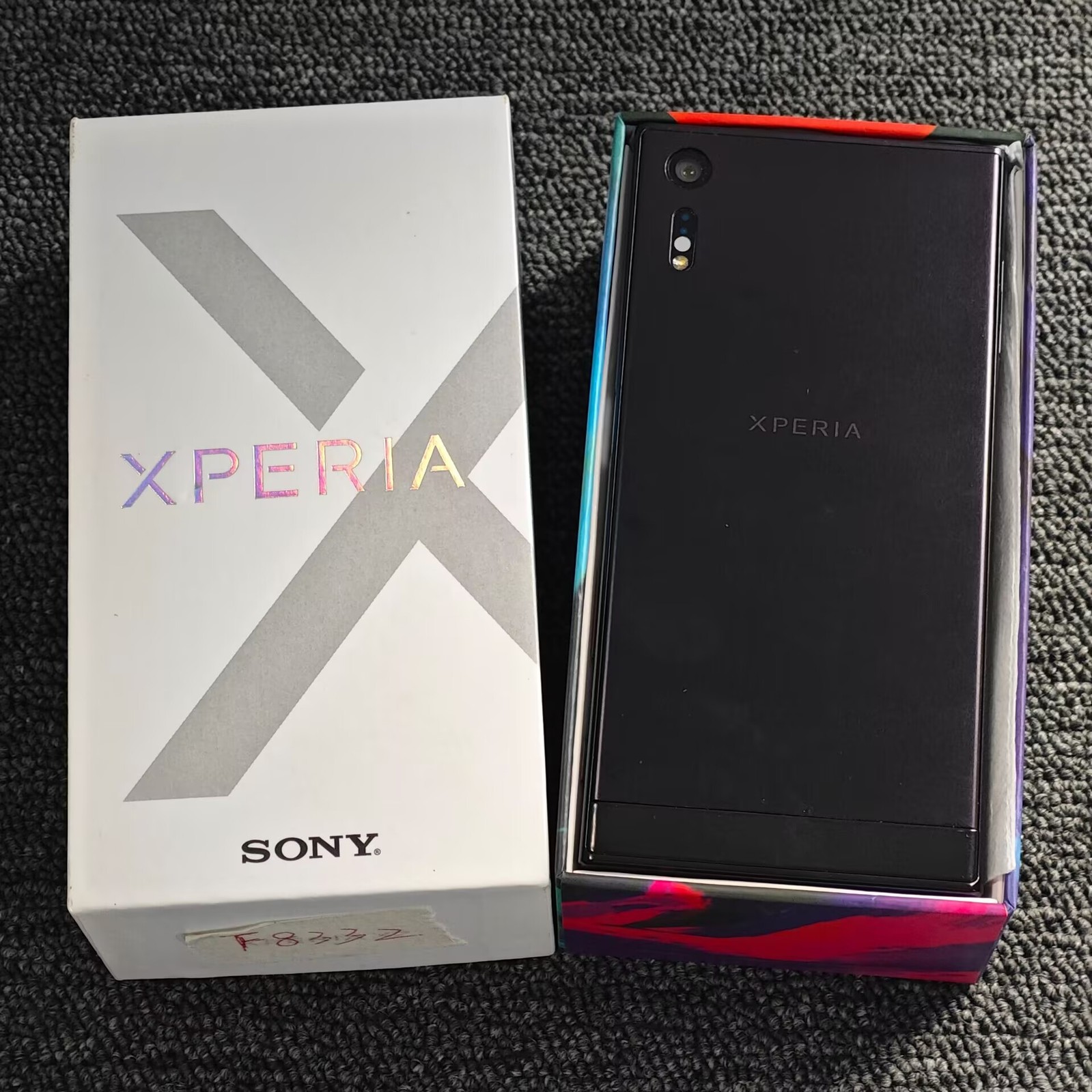 New Sony Xperia XZ 5.2" 23MP F8331 F8332 64GB Android SmartPhone colour Random color Storage Capacity F8331 Single SIM 64GB