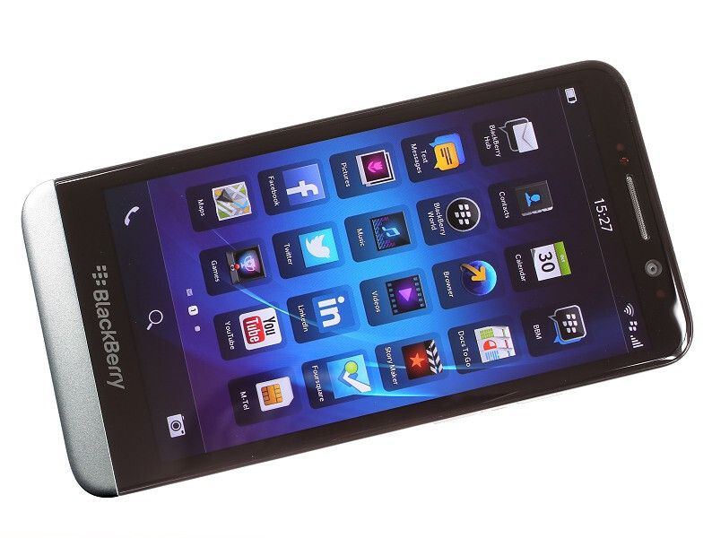 BlackBerry Z30 5.0" 8MP 16GB 2GB RAM BlackBerry OS GSM / HSPA / LTE Color Black - Image 2