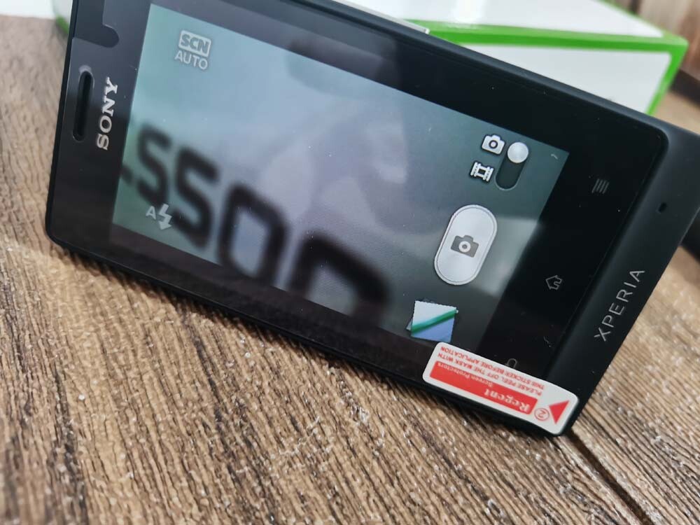 Sony Xperia go ST27a ST27i Android 3G Unlocked cell phone good condition - Image 12