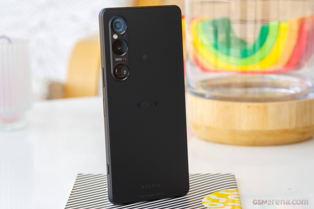 HOT Global Sony Xperia 1 VI 5G 256GB 12GB RAM XQ-EC54 XQ-EC72 eSIM storage 256GB 12GB RAM Storage Capacity XQ-EC54 colors please note the color you need in order