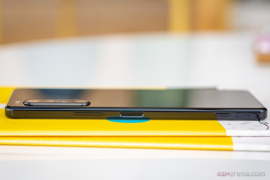 Sony Xperia 1 II 5G 6.5" XQ-AT51 XQ-AT52 256GB Android SmartPhone Unlocked storage XQ-AT51 Dual SIM 256GB colors Please note the color you need in order - Image 9