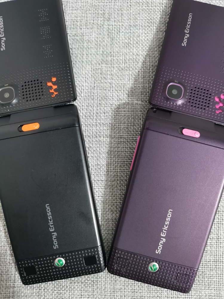 Sony Ericsson W380i 14MB 2G GSM Mini-SIM clamshell Keyboard Cellphone (Unlocked) Bundle Description 1 * battery Color Purple - Image 9