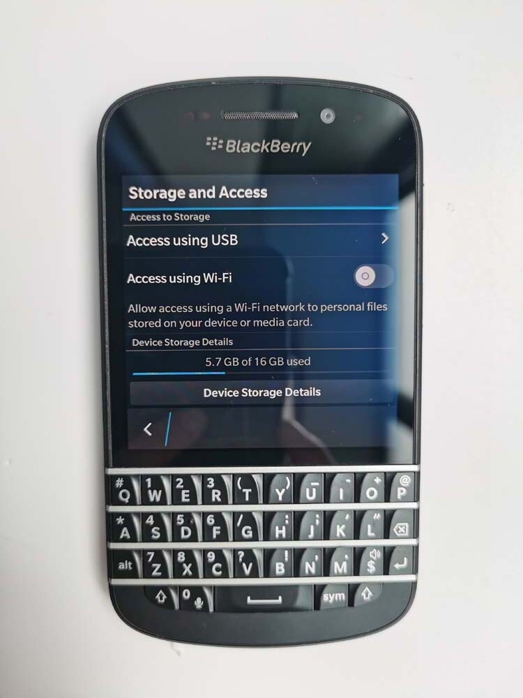 BlackBerry Q10 - Unlocked 8MP 4G 16GB storage OS10 Cellphone (Verizon Wireless) Color White Battery 2 * batteries - Image 10