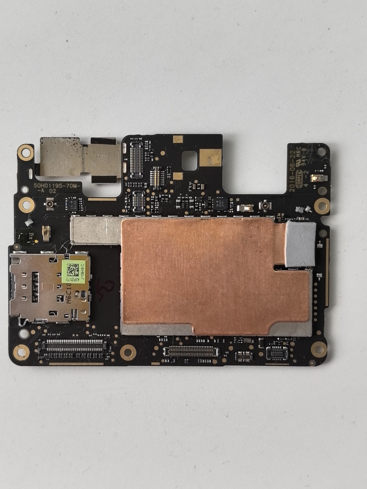 Google Pixel (1st Gen) - 2016 Pixel XL motherboard Model Pixel XL - Image 3