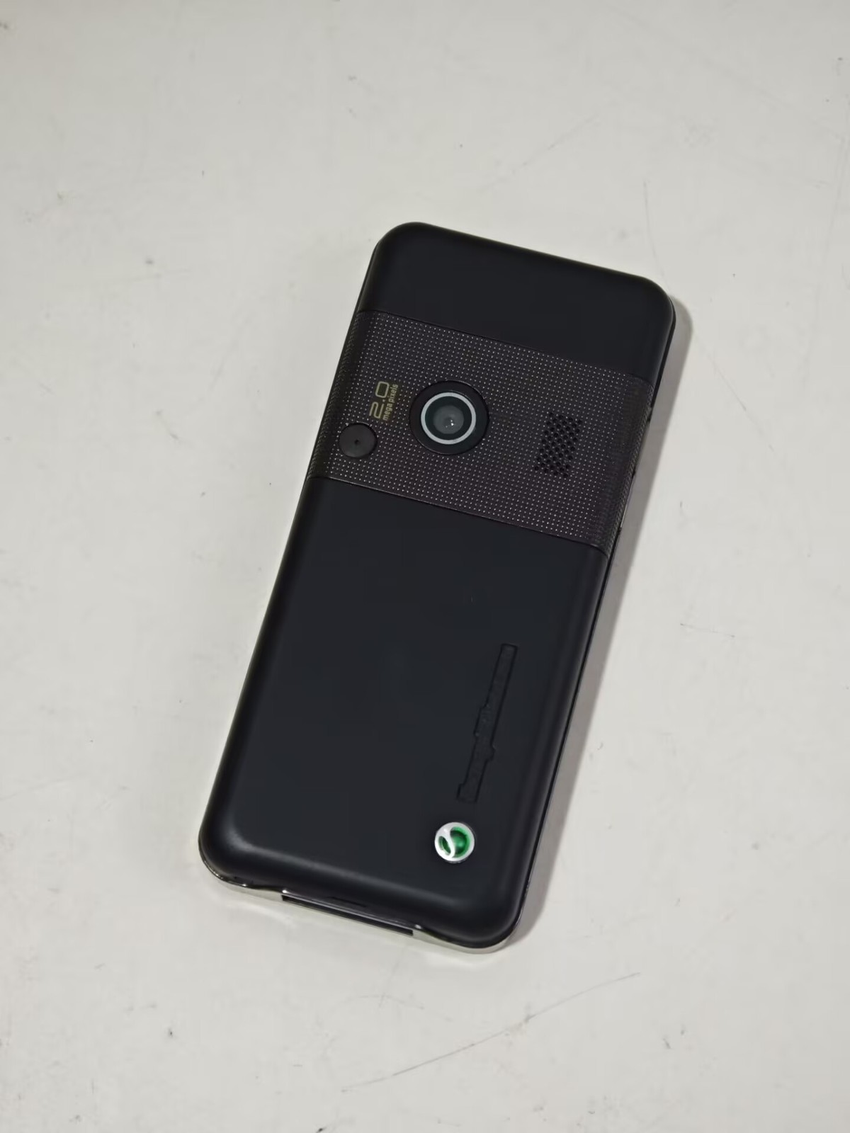 Sony Ericsson K530i random color - Image 4