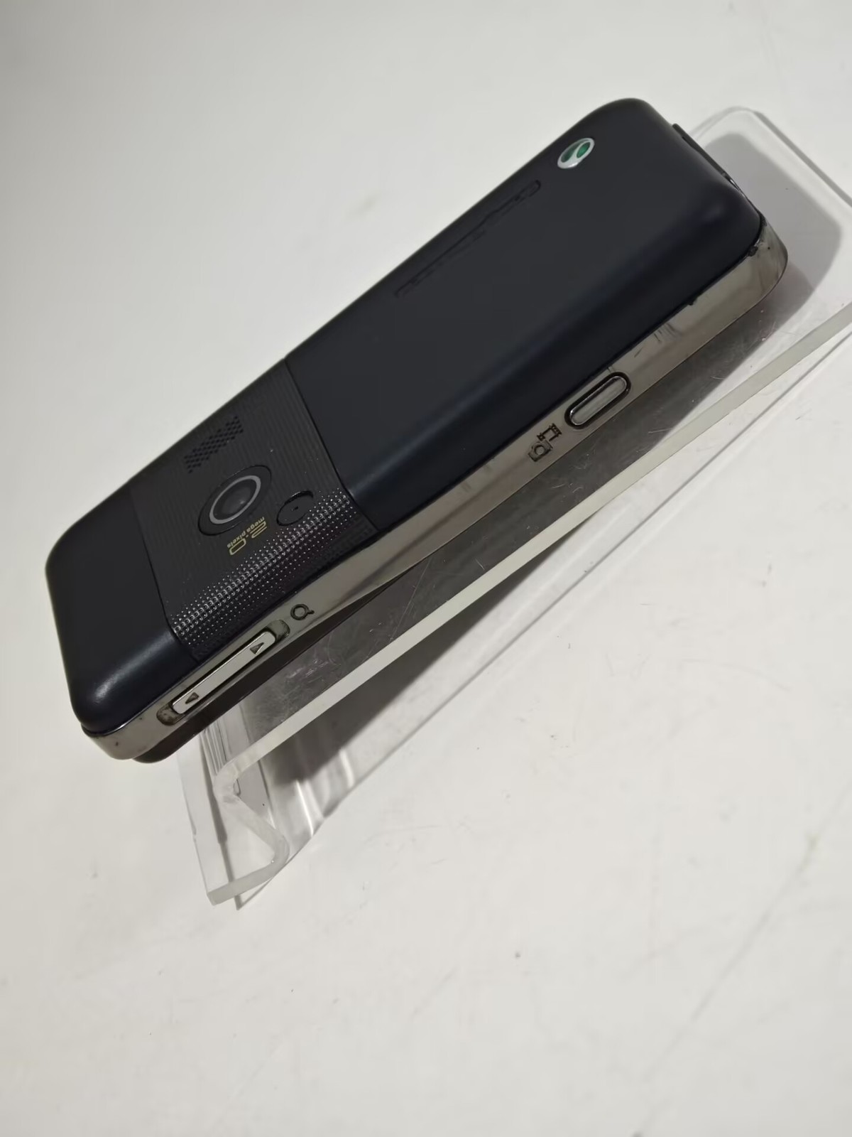 Sony Ericsson K530i random color - Image 7